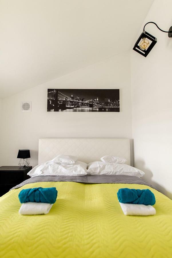 Apartament Warszawa Apartment เมียเลส ภายนอก รูปภาพ